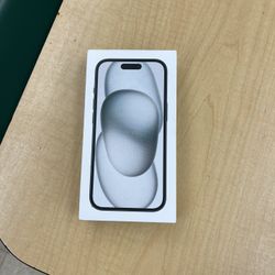 iPhone 15 – Brand New – T-Mobile 🔒 Never activated – clean IMEI – ready to use or export $400 OBO — moving fast today T-Mobile locked but in perfect 