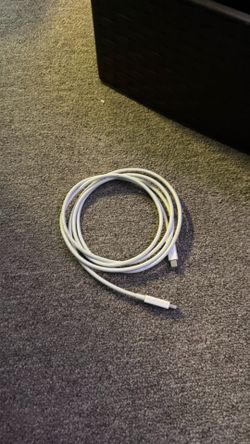 Apple - Thunderbolt 3 (USB-C) to Thunderbolt 2 Adapter - White
