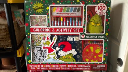 Grinch coloring set