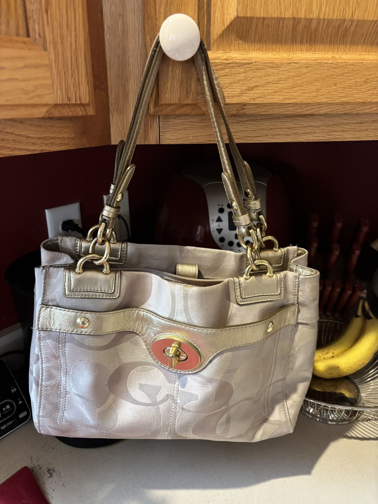 COACH purse tan/gold trim