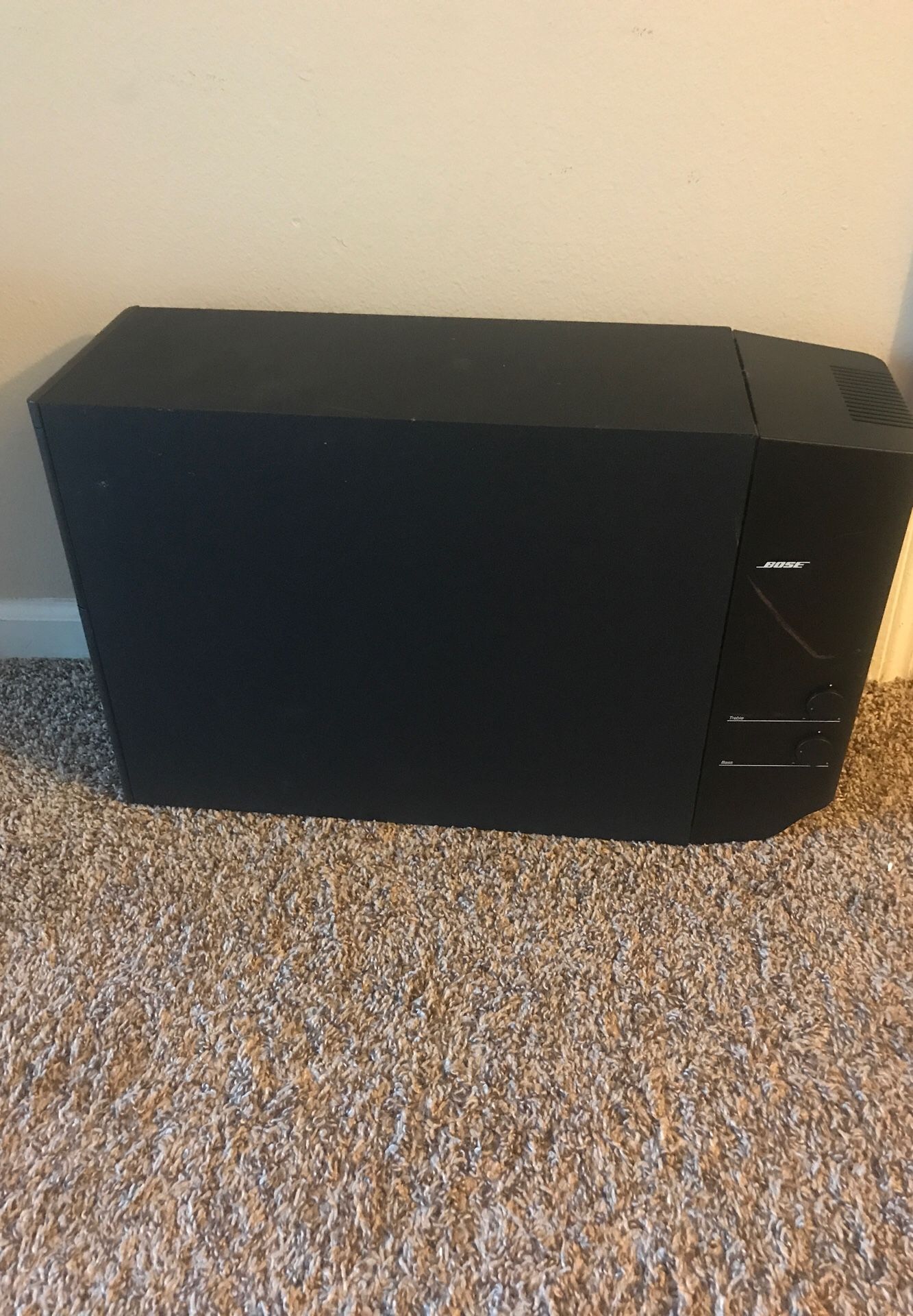 BOSE powered Acoustimass 9 speaker 🔈 system
