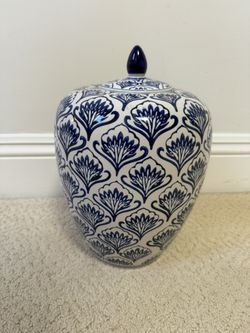 Chinese Blue And White Vase