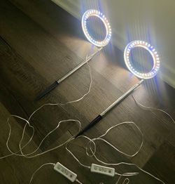 Full-spectrum round Halo Ring LED Grow Lights with height-adjustable telescopic metal poles with pointed ground/pot stakes •See Description