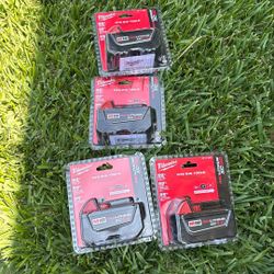 M18  Milwaukee Batterys