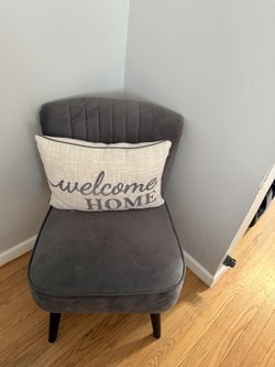 Entrance seat set