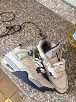 Jordan 4's