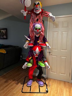 Spirit halloween Clowns