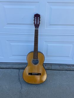 Classical Nylon String Acoustic Guitar