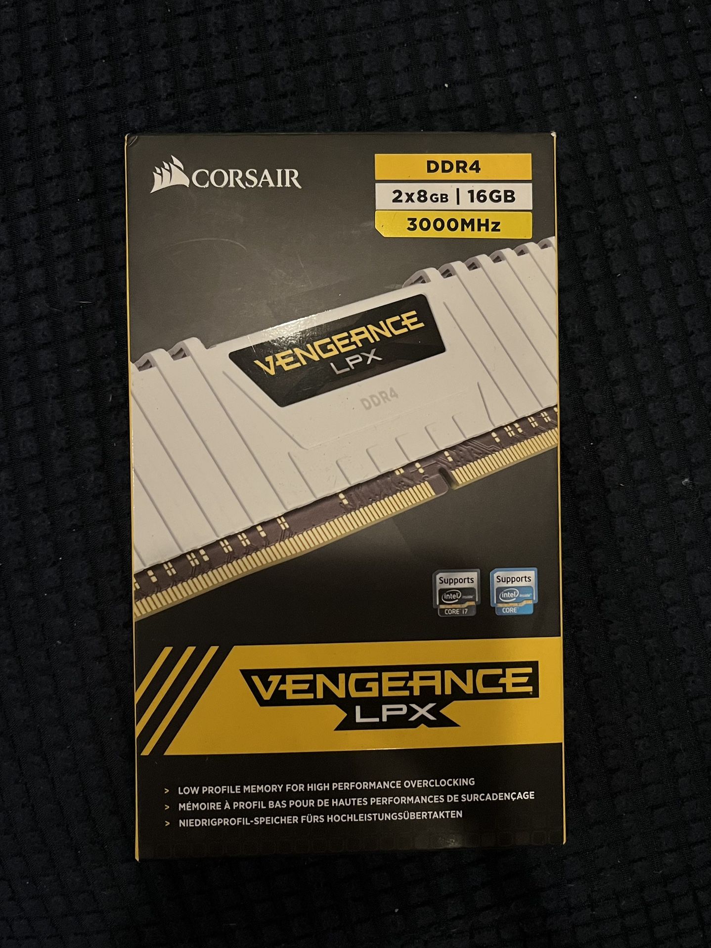 Corsair Vengeance LPX