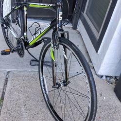 Cannodale Quick C4 Aluminum Hybrid Bike 