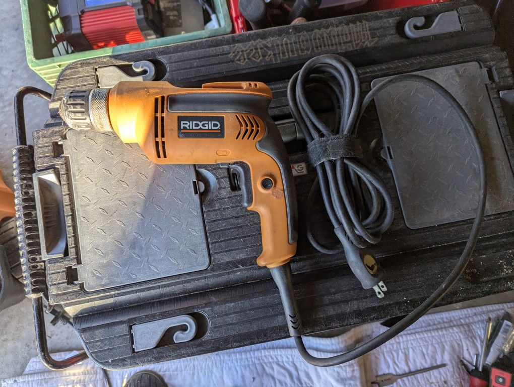 Ridgid electric drill R7000 3/8-in drive