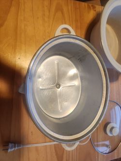 Hamilton Beach-Compact slow cooker