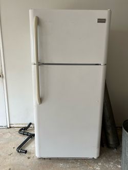 Frigidaire Refrigerator