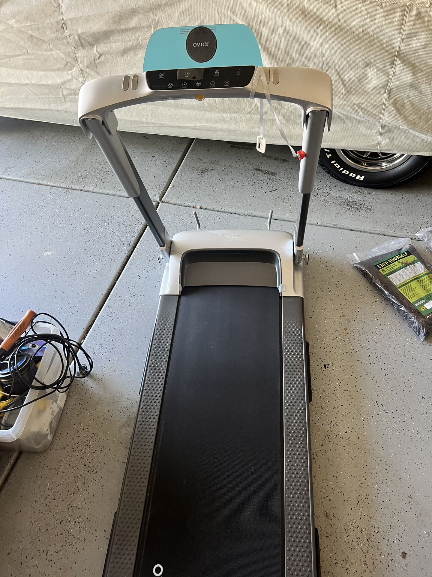 Folding OVICX Treadmill