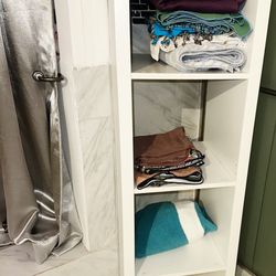 2 Shelves Almost New 