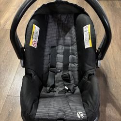 Baby Trend Car seat