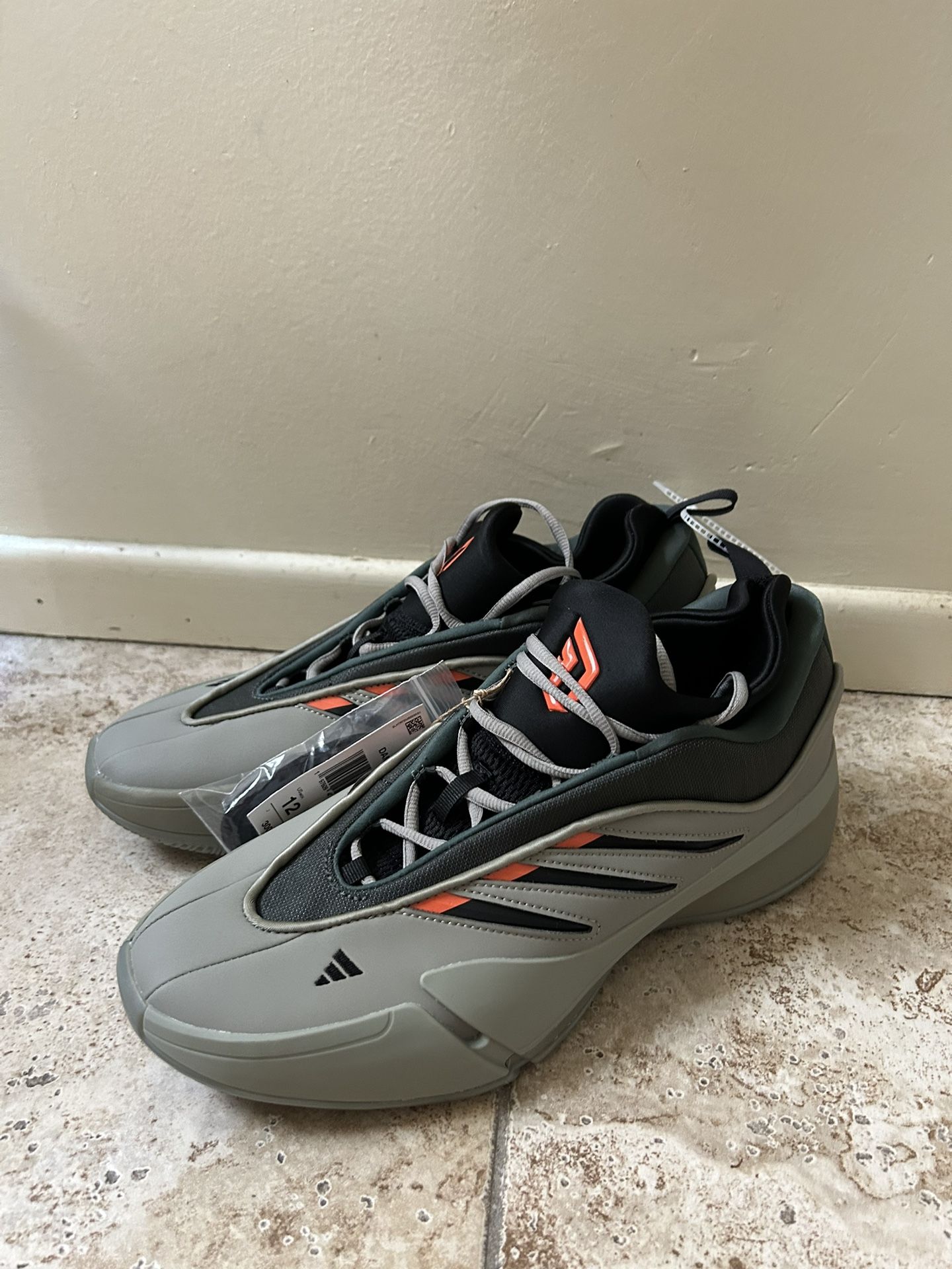 Adidas Dame 9 Basketball Shoes Mens 12 Silver Pebble JI1939