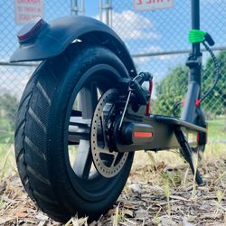 Electric scooter