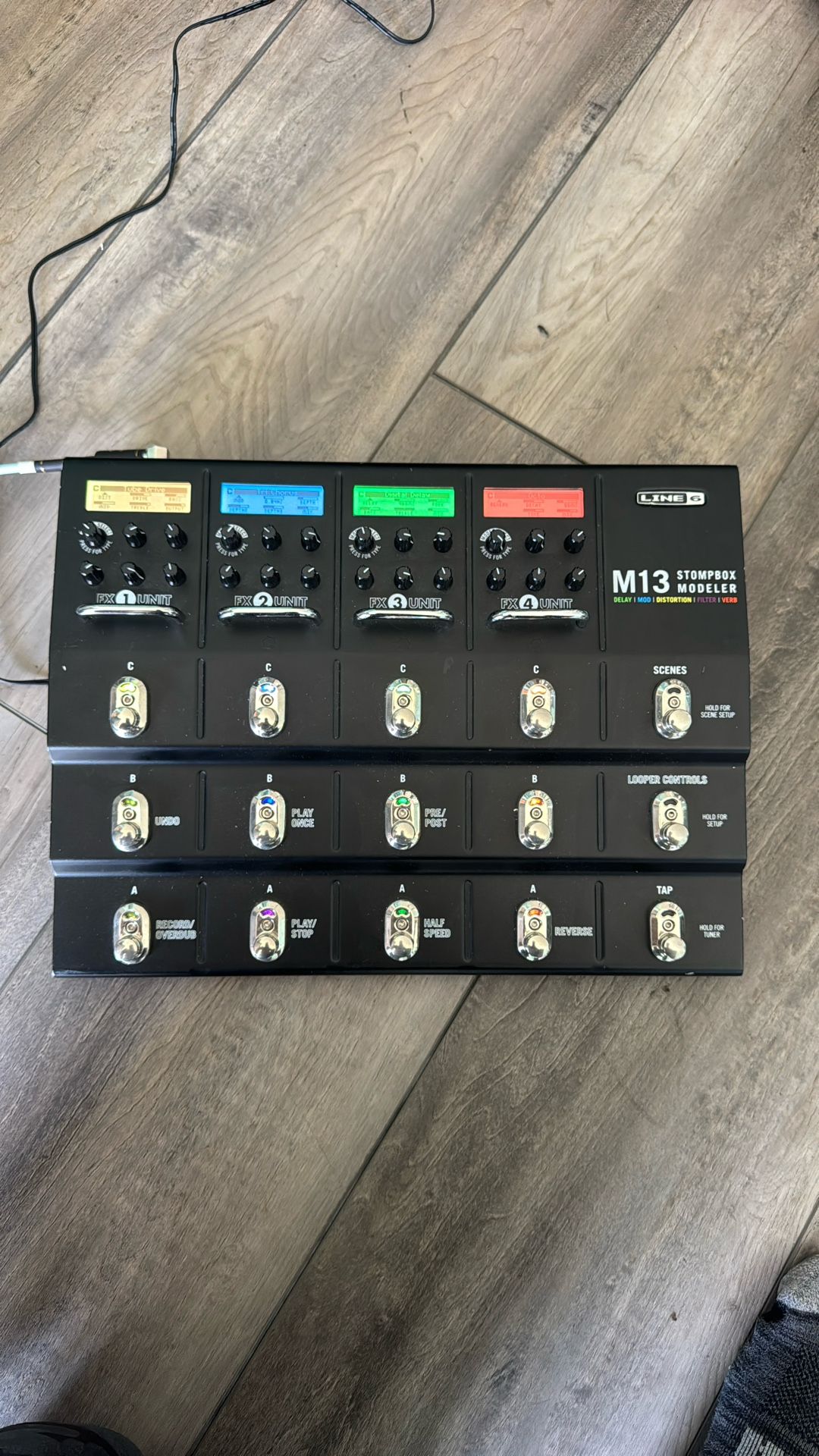 Line 6 M13 Guitar Effects modeler