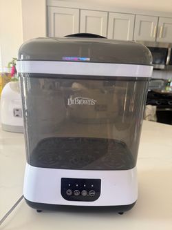 Dr. Brown’s Bottle Sterilizer/Dryer + GROWNSY Bottle Warmer