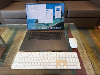 Nov 2023 MacBook Pro M3 laptop