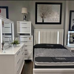 FREE BRAND NEW MATTRESS WITH BRAND NEW QUEEN BEDROOM SET PURCHASE SAME DAY DELIVERY 
