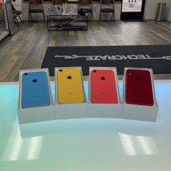 iPhone XR 64GB Fully Unlocked Blue/yellow/coral/Red Great Condition 