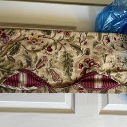 Kitchen Valance 