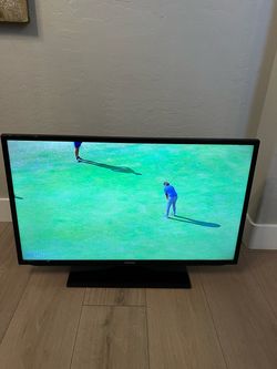SAMSUNG 40” Flat Screen TV w/ 2 HDMI Ports, 1 USB and Remote