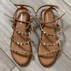 Women’s Sandals