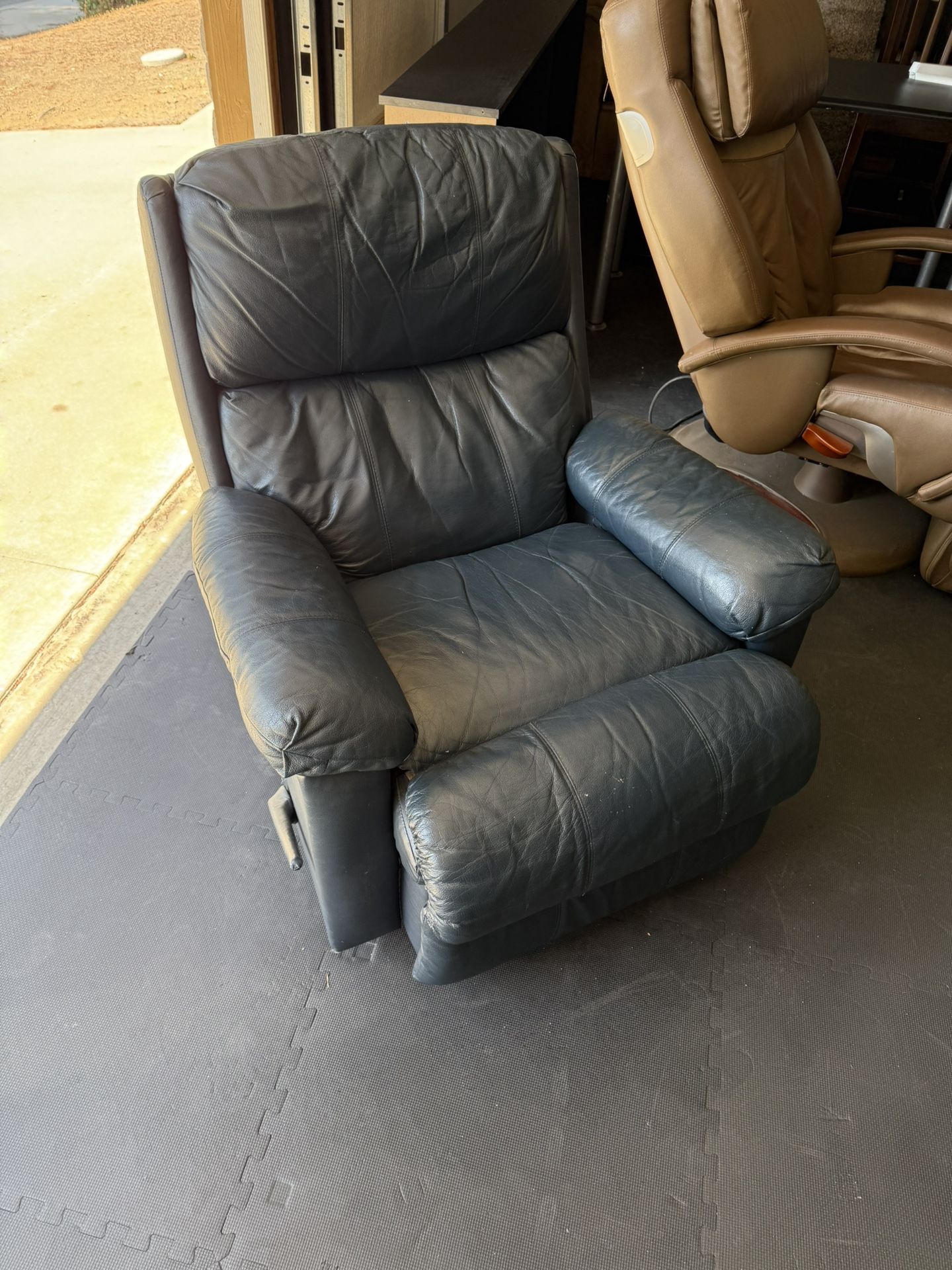 Recliner