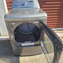 HEAVY DUTY DRYER 