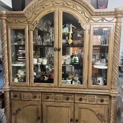 China hutch 