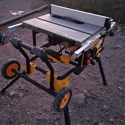 DeWalt 10 In 15 Amp Table Saw Corded