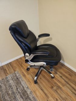 Office chair good Condition