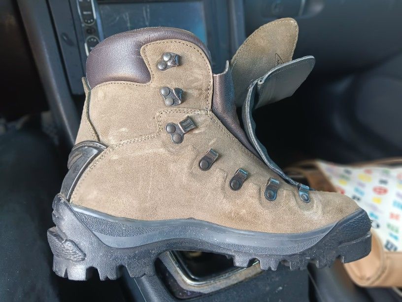 Merrell Hiking Boots