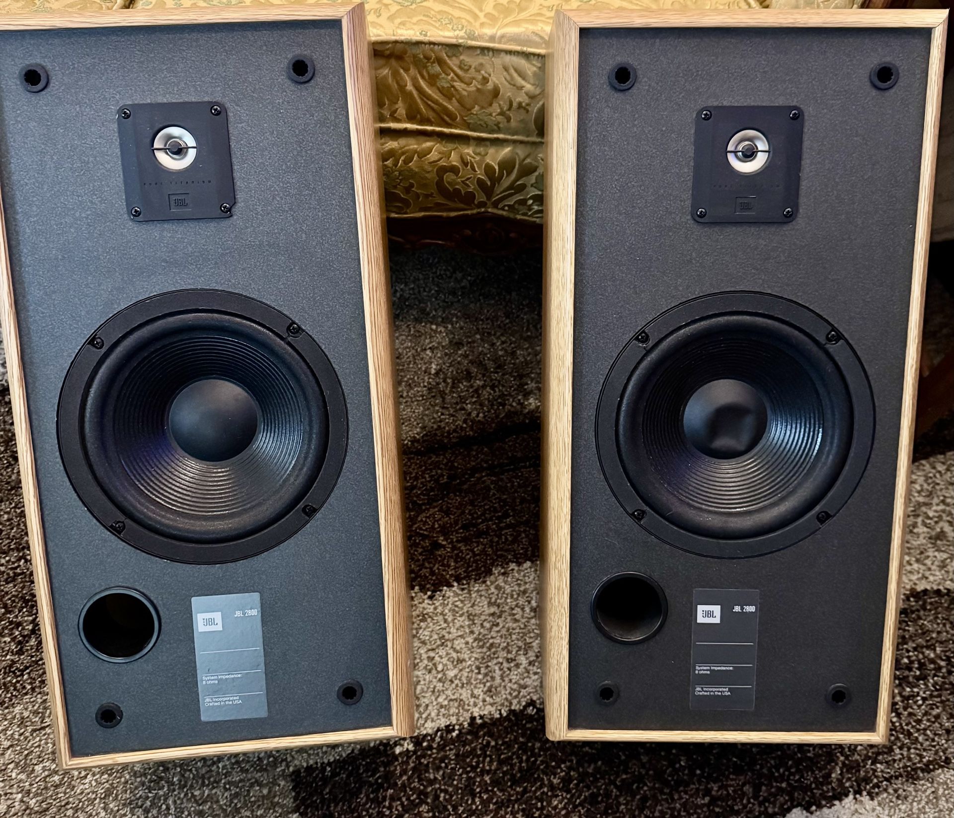 For Sale JBL 2800 Wooden Bookshelf LOUDSPEAKERS 8" DRIVER .5 TITANIUM TWEETER 23"H 17"L