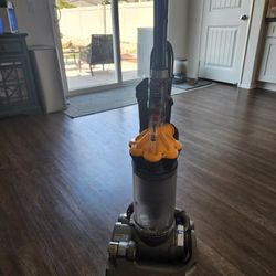Dyson Dc33