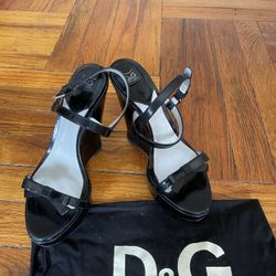 D&G WOMENS WEDGES SIZE 6