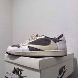 (AUTHENTIC) Travis Scott X Jordan 1 Low Reverse Mocha Size 11