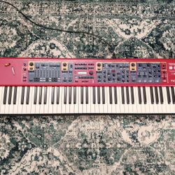 Nord Stage 2 EX