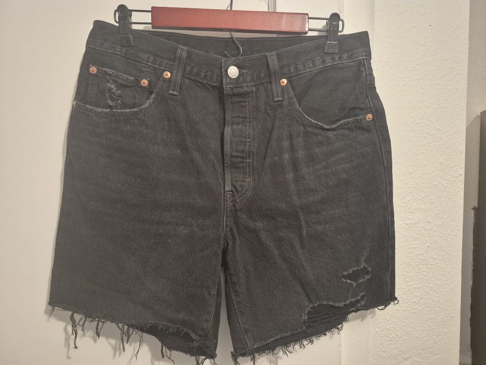 Levi's 501 denim high-rise shorts, size 31, 6 inch inseam