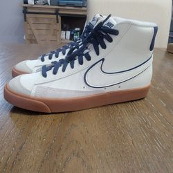 Nike Men's Blazers Mid '77 PRM