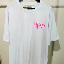 GALLERY DEPT T-SHIRT , VISIT OUR PROFILE FOR MORE ITEMS AVAILABLE !!!