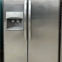 Frigidaire Side By Side Refrigerator 