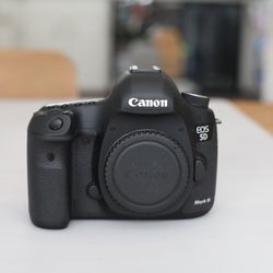 Canon 5D Mark III 