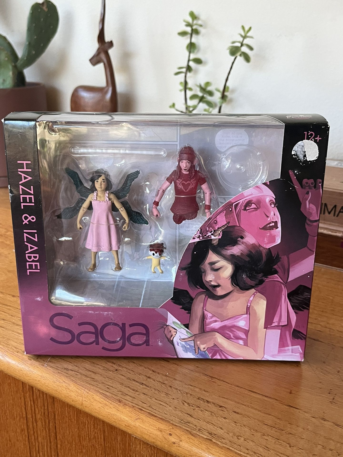 SAGA- Hazel & Izabel Action Figure Pack