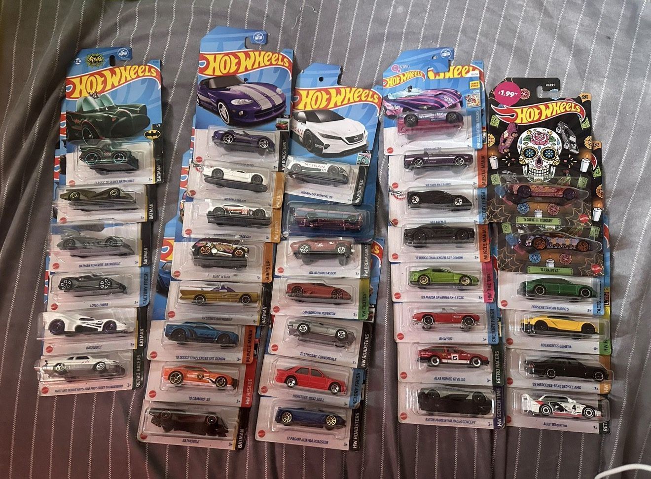 Hot wheels (I have more dm me)