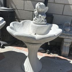 New Fountain Made Out Of Cement Perfect Gift 