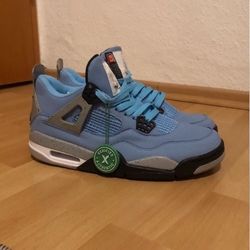 Jordan 4’s